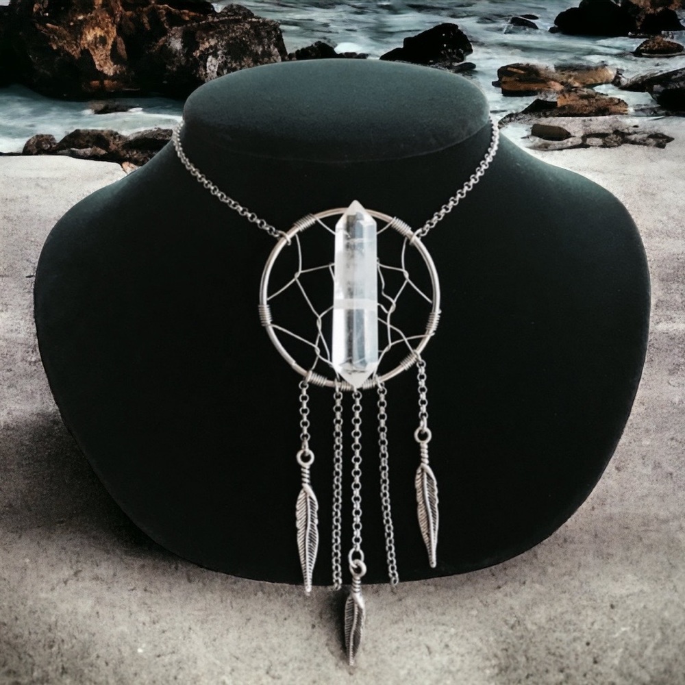 Dream catcher necklace . Genuine double point crystal quartz boho feather silver - Picture 9 of 11